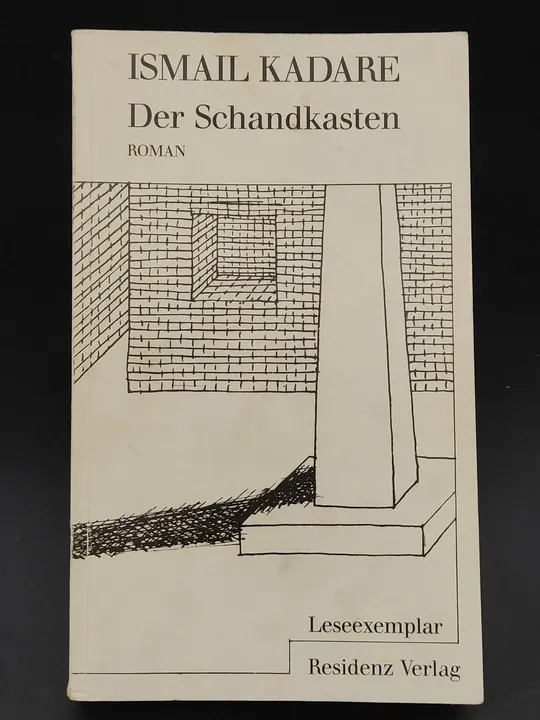 Der Schandkasten - Ismail Kadare  - Bild 1